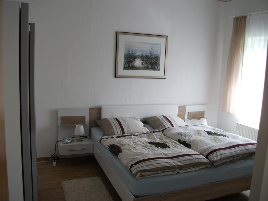 Ferienwohnung Am Bach Рийс Екстериор снимка